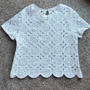 Adiva White Circular Lace Short Sleeve Top